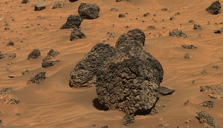 اسکوری آتشفشانی سیاره مریخ
