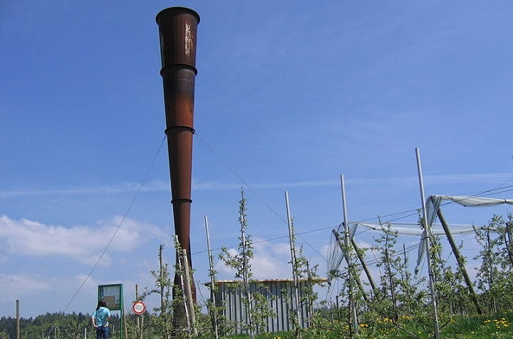 استفاده از توپخانه تگرگ برای کنترل بارندگی در مزارع