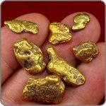 طلا را در چه سنگ‌هایی می‌توان پیدا کرد؟