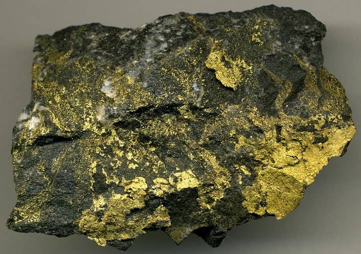 پیدا کردن طلا در سنگ آذرین درونی
